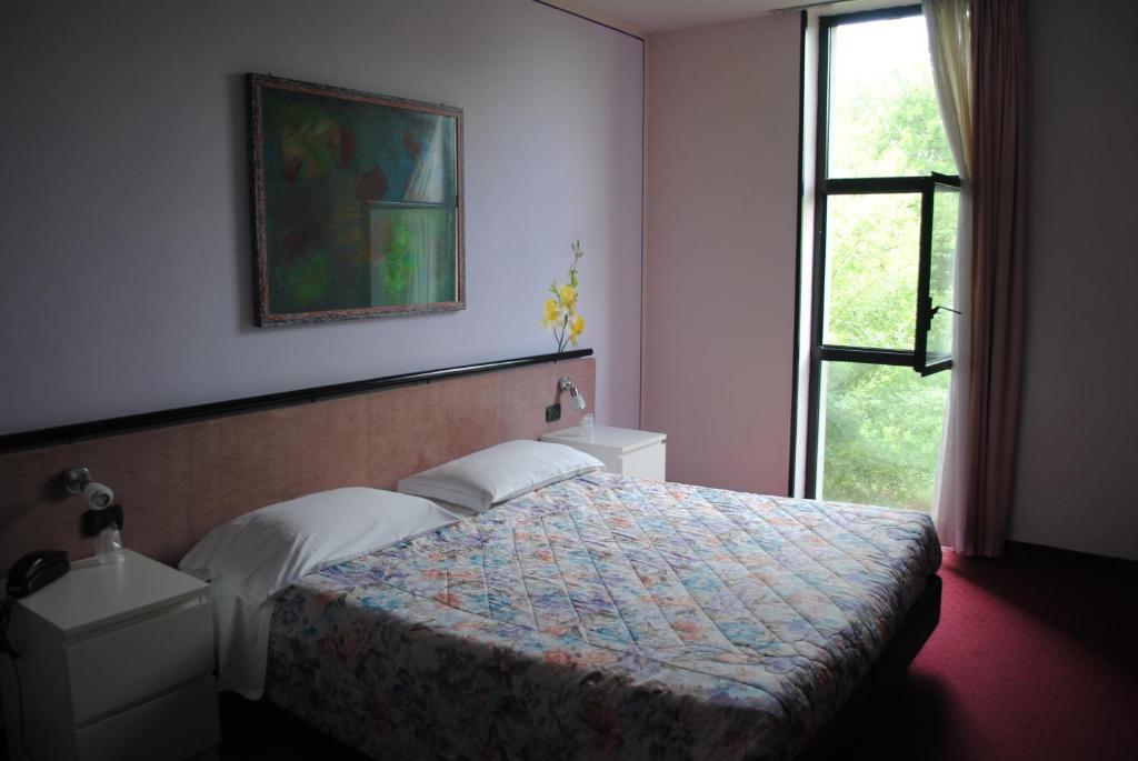 Hotel Giannina Forlimpopoli Room photo